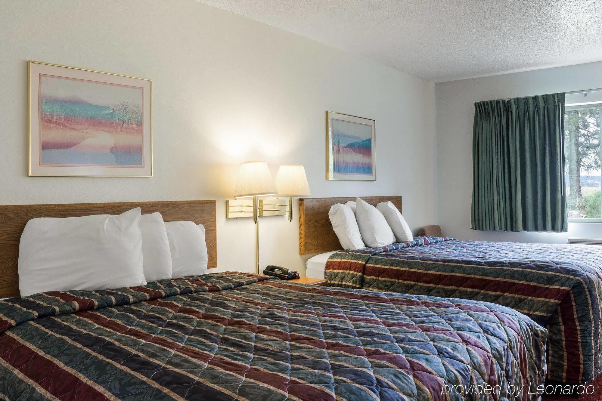 Travelodge By Wyndham Spearfish Esterno foto