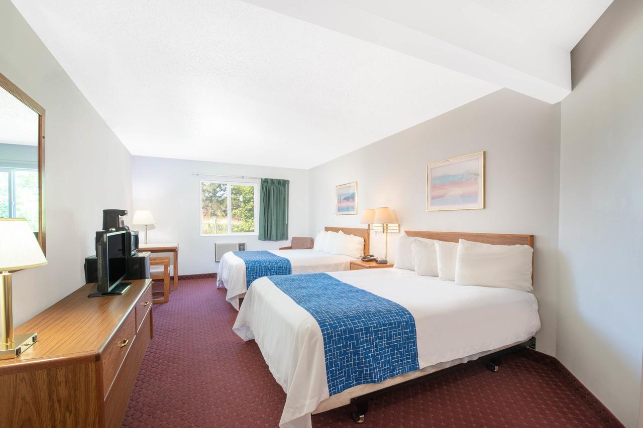 Travelodge By Wyndham Spearfish Esterno foto