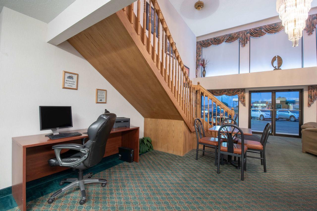 Travelodge By Wyndham Spearfish Esterno foto